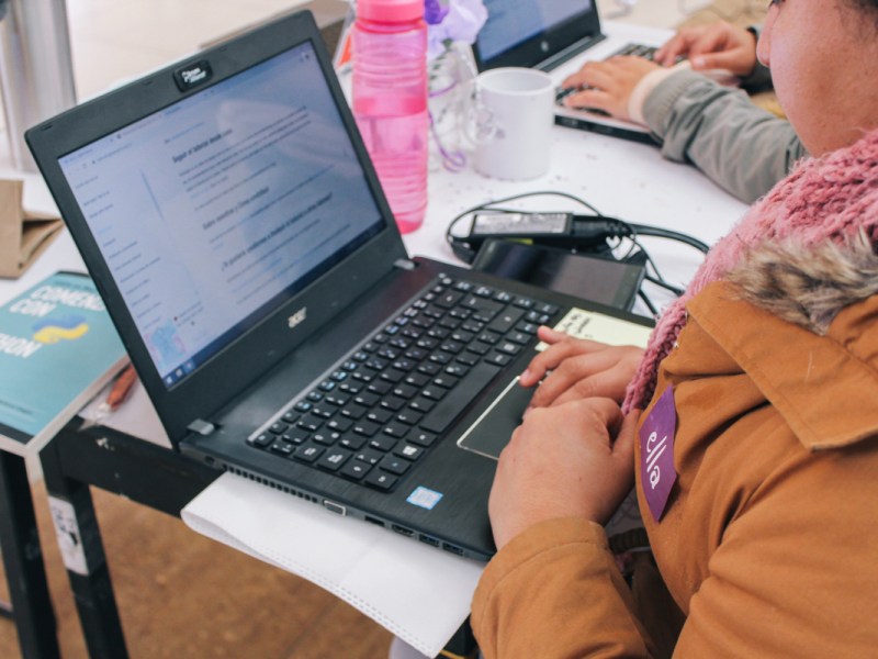 Primer taller de programación de Órbitas&nbsp;(video)